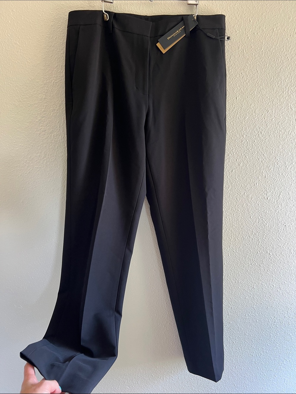 Donna Karan Straight-Leg Dress Pants in Black